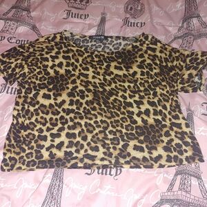 Forever 21 Leopard knit box crop top M oversized